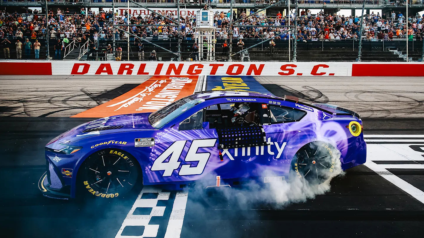 Tyler Reddick 2026 Xfinity Darlington Race Win 1:64 Diecast