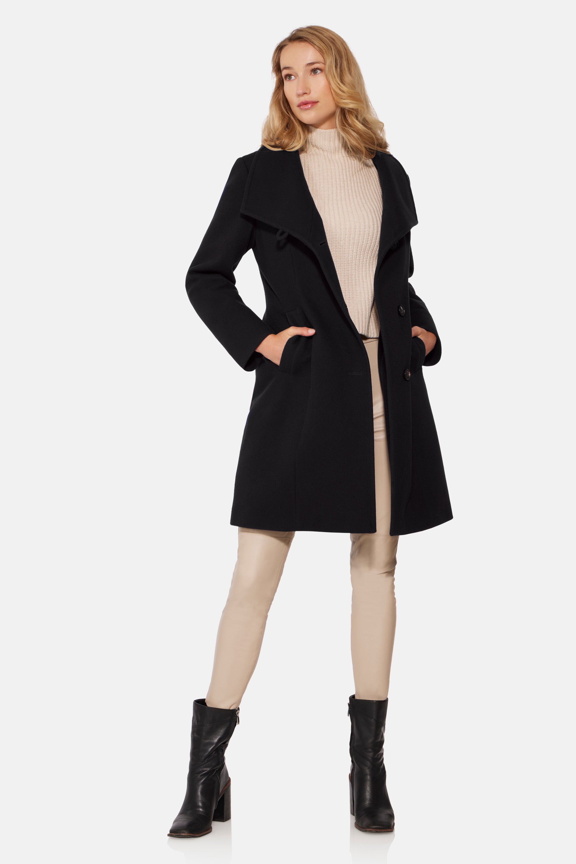 City Coat, Black – Norwegian Wool